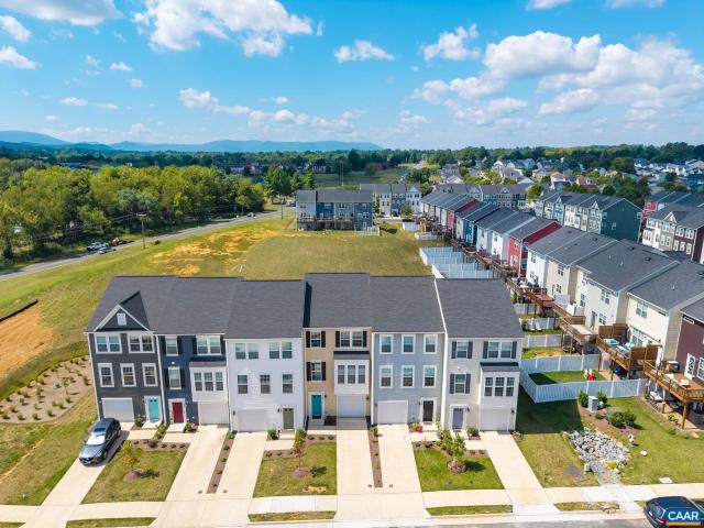 Townhouse for sale in Virginia