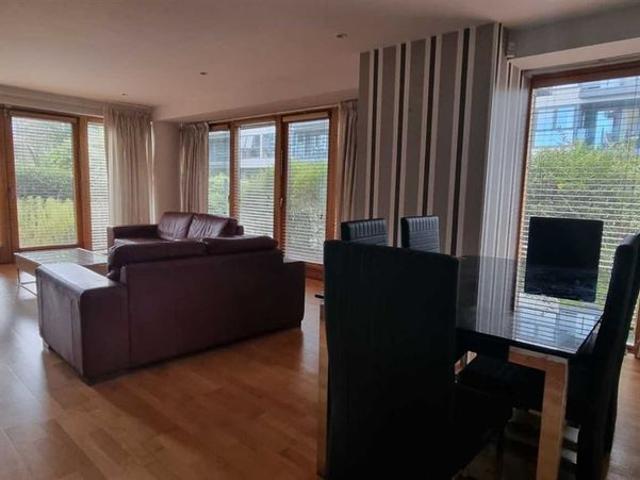 Apartment to rent in Bluebell, North Tipperary