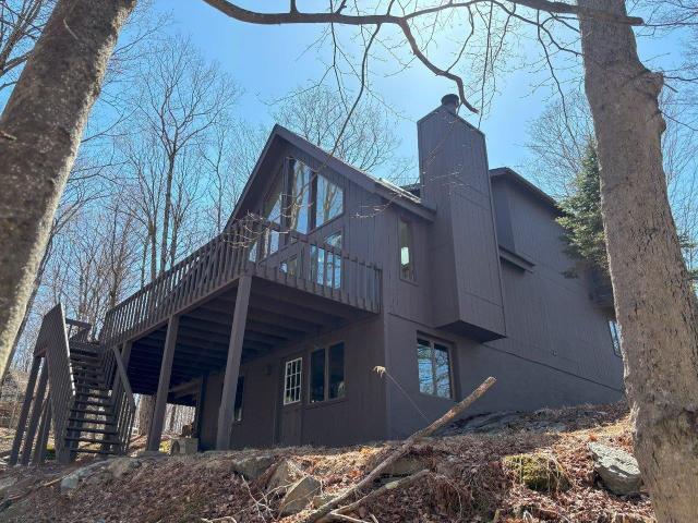 House for sale in Newfoundland, Pennsylvania