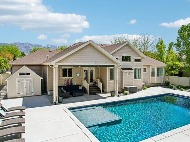 House for sale in Kaysville, Utah
