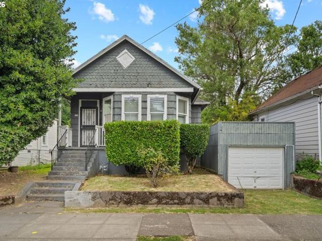 House for sale in Oregonia