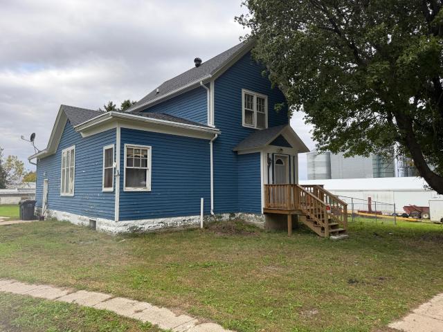 House for sale in Adrian, Nobles County