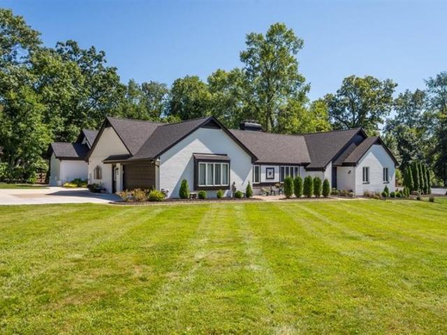 House for sale in Canonsburg, Pennsylvania