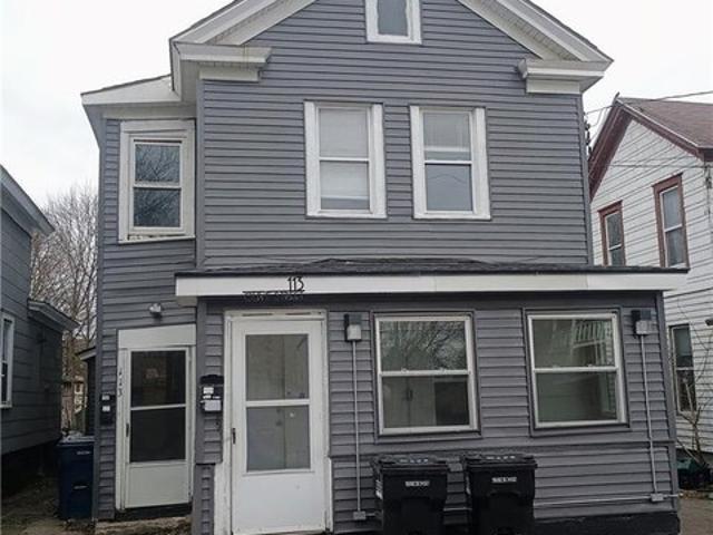 House for sale in Syracuse, New York