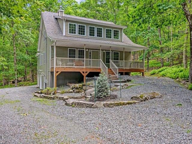 House for sale in Beach Lake, Pennsylvania