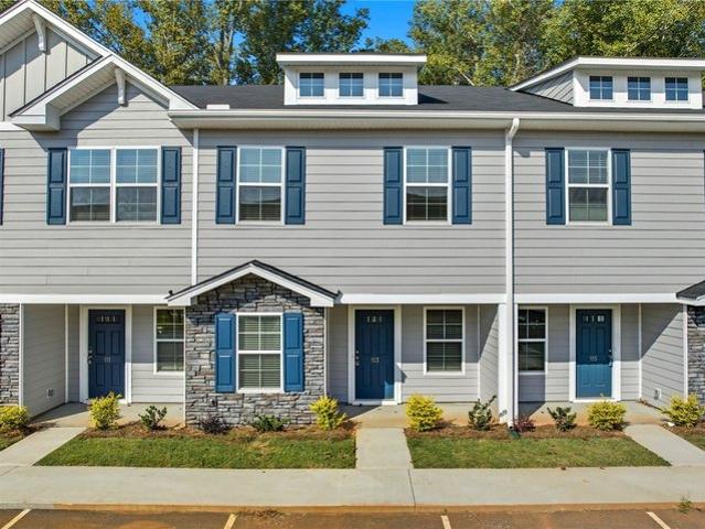 Townhouse for sale in Pendleton, South Carolina