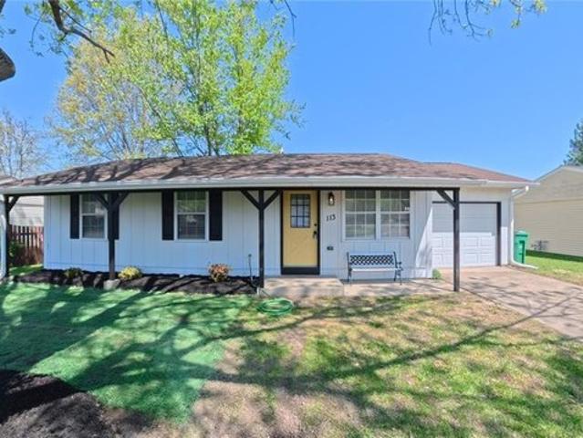 House for sale in Mascoutah, Illinois