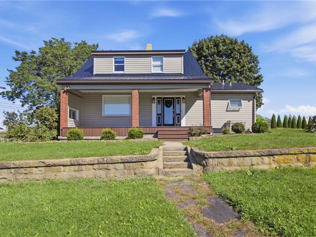 House for sale in Distant, Mahoning Township