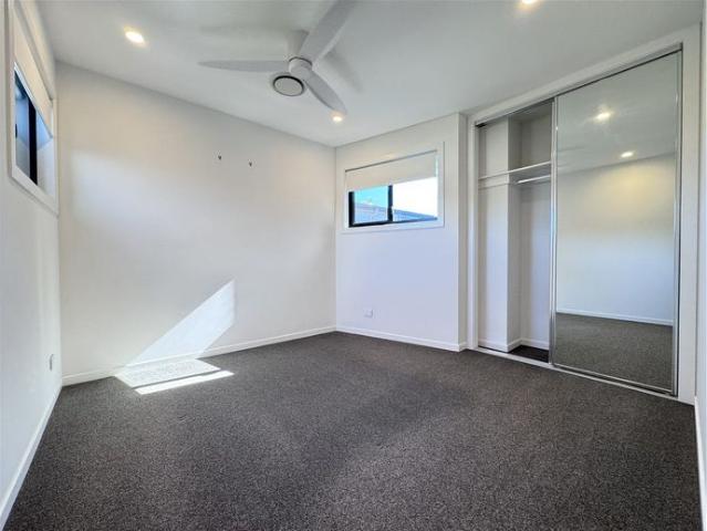 Townhouse for rent in Toombul, Queensland