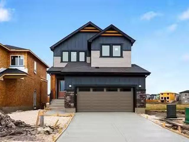 House for sale in East St. Paul, Manitoba