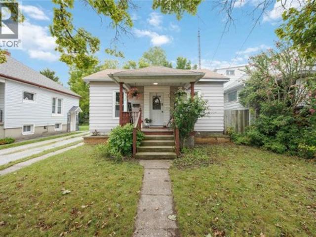 House for sale in Brights Grove, Ontario