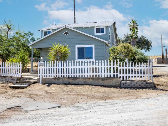 House for sale in Taft, California