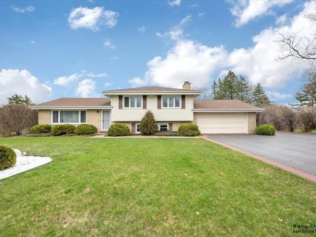 House for sale in Barrington, Illinois