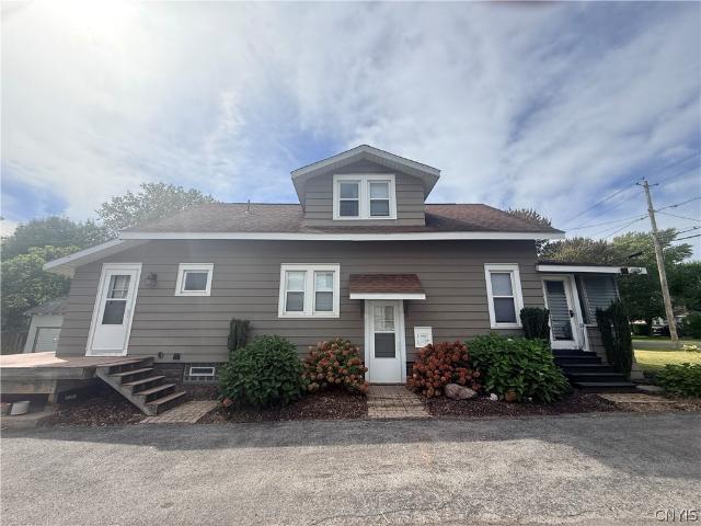 House for sale in Village of North Syracuse, Town of Clay