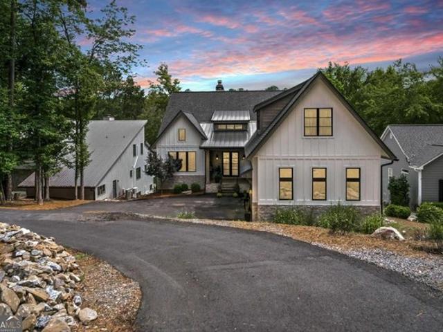 House for sale in Waleska, Georgia