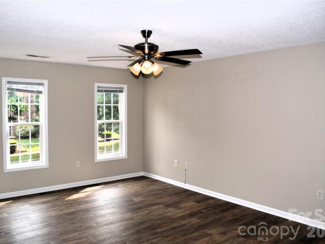 Condo for sale in Mooresville, Iredell County