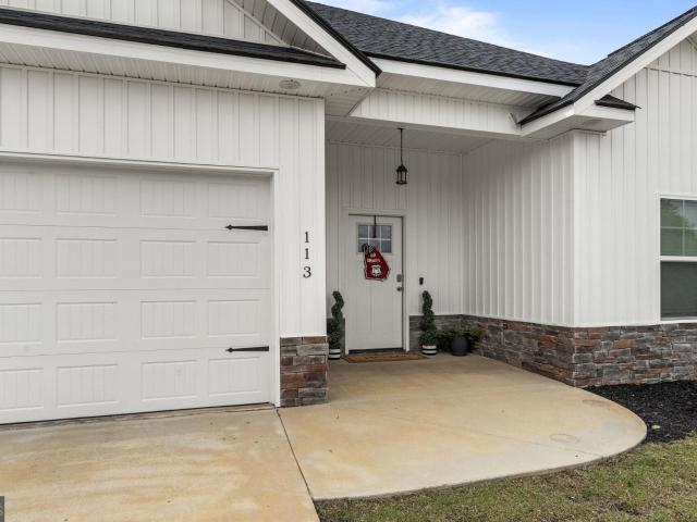 House for sale in Kathleen, Georgia