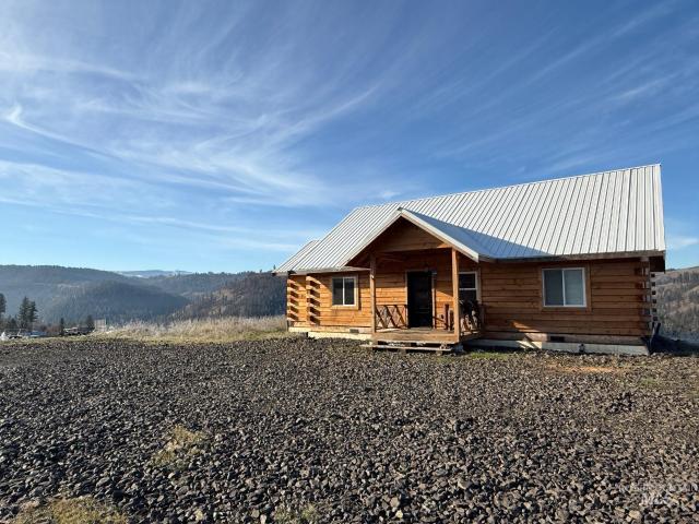 House for sale in Stites
