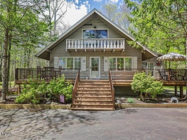 House for sale in Canadensis, Pennsylvania