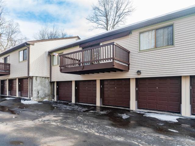 Condo for sale in Cortlandt Manor, New York