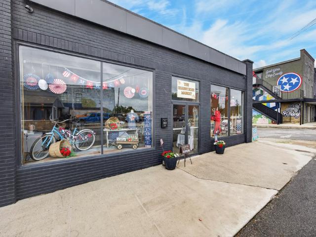 Commercial for sale in Tennessee