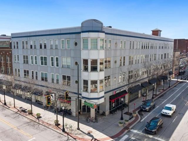 Condo for sale in Fort Wayne, Indiana