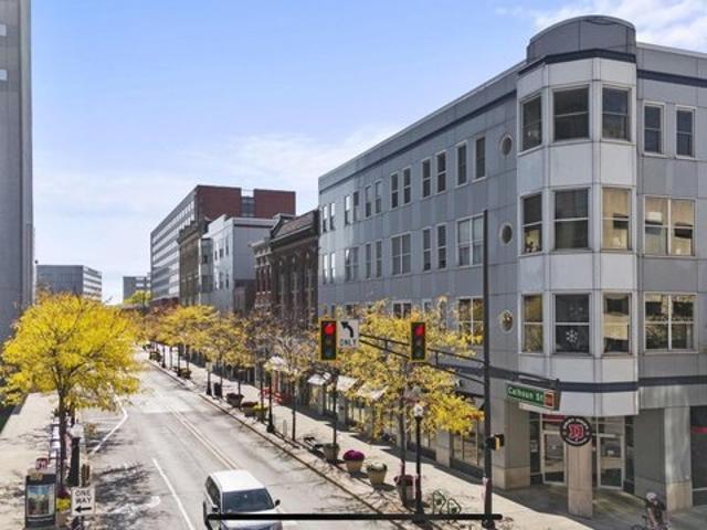 Condo for sale in Fort Wayne, Indiana