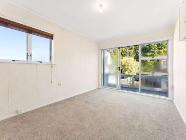 House for sale in Wairau Valley