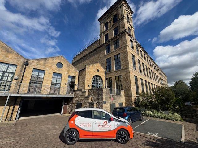 Apartment for rent in Apperley Bridge, West Yorkshire