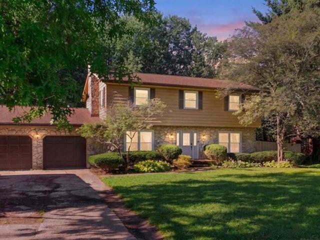 House for sale in Terre Haute, Indiana