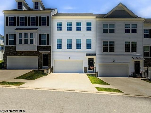 Townhouse for sale in Bridgeport, West Virginia