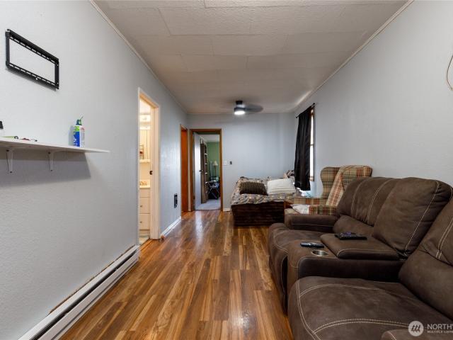 House for sale in Grand Coulee
