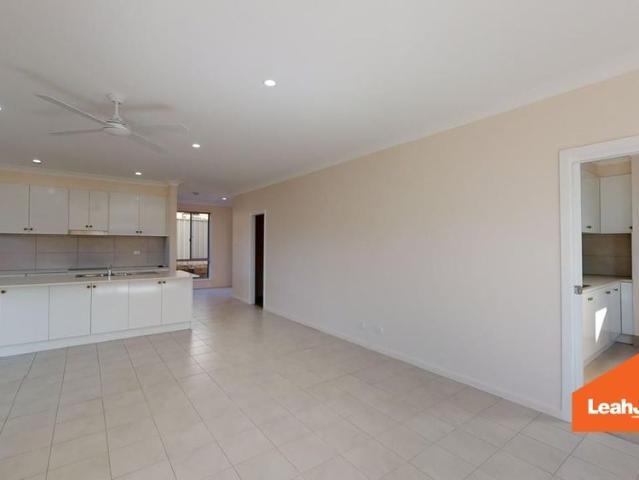 Townhouse for rent in Ambergate, New South Wales