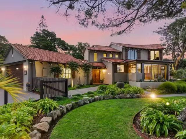 House for sale in Chaslands, Canterbury
