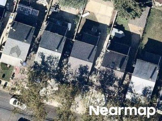 House for sale in Queens, Arverne