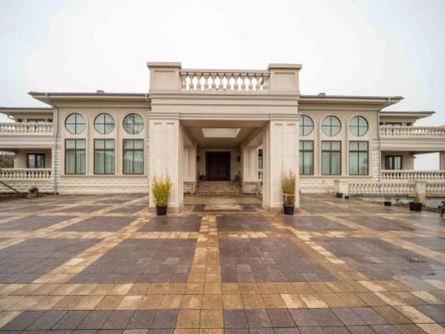 House for sale in Richmond, British Columbia