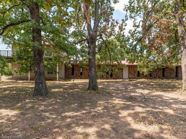 House for sale in Ark