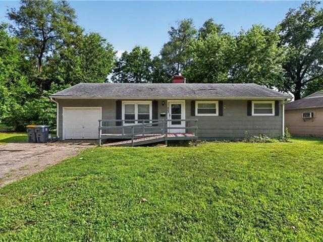 House for sale in Gatehouse Apartments, Kansas City