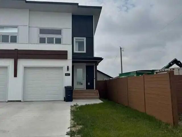 Apartment for rent in Woking, Alberta