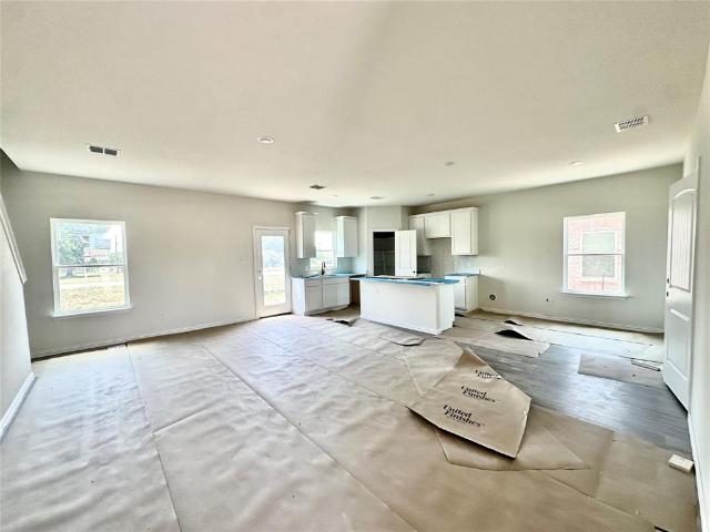 House for sale in Hewitt, McLennan County