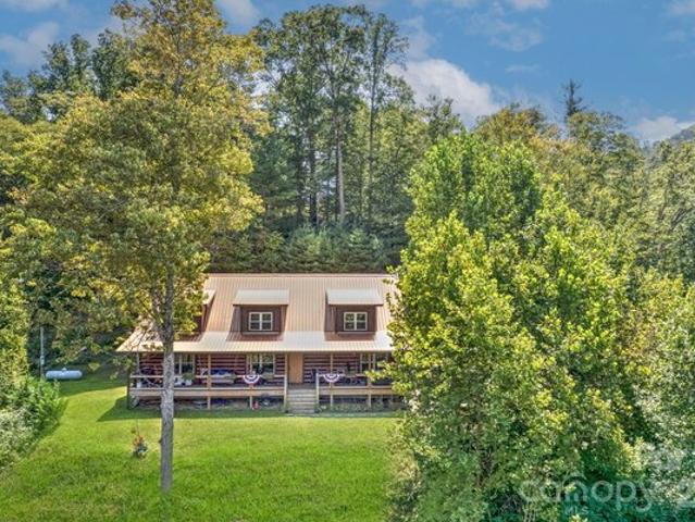 House for sale in Marshall, North Carolina