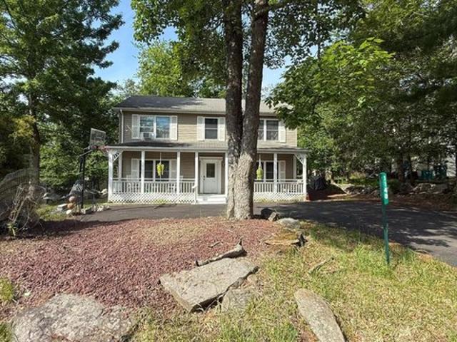 House for sale in Cresco, Pennsylvania
