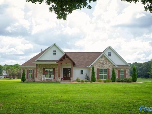 House for sale in Town Creek, Alabama