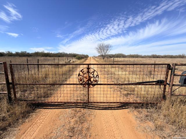 Land for sale in Medina, Texas