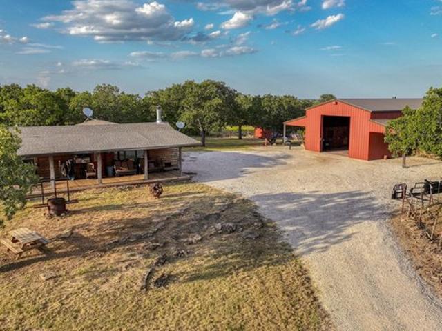 Farm for sale in De Young, Texas