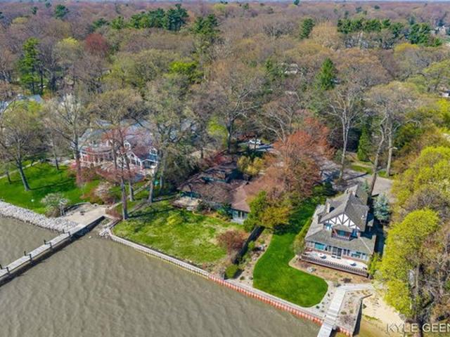 House for sale in Holland, Michigan