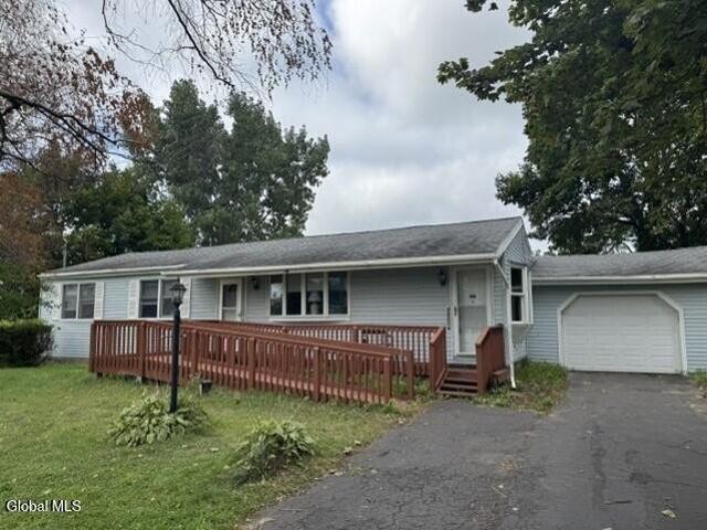 House for sale in Saratoga, New York