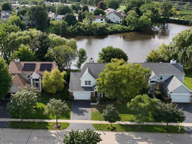 House for sale in Gurnee, Illinois