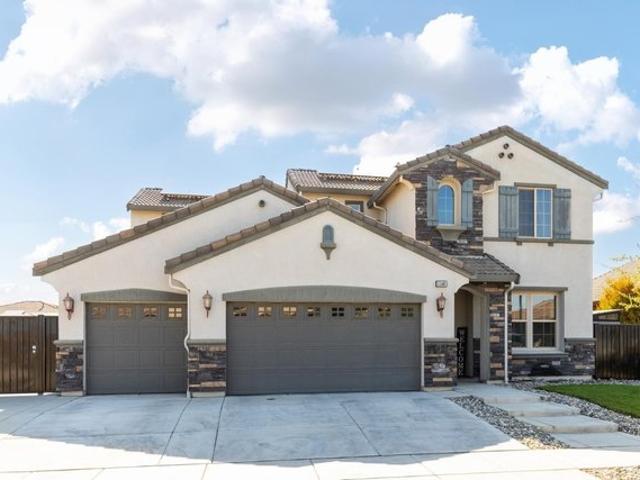 House for sale in Tulare, California