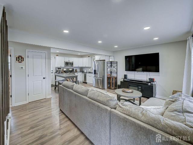 House for sale in Manville, New Jersey